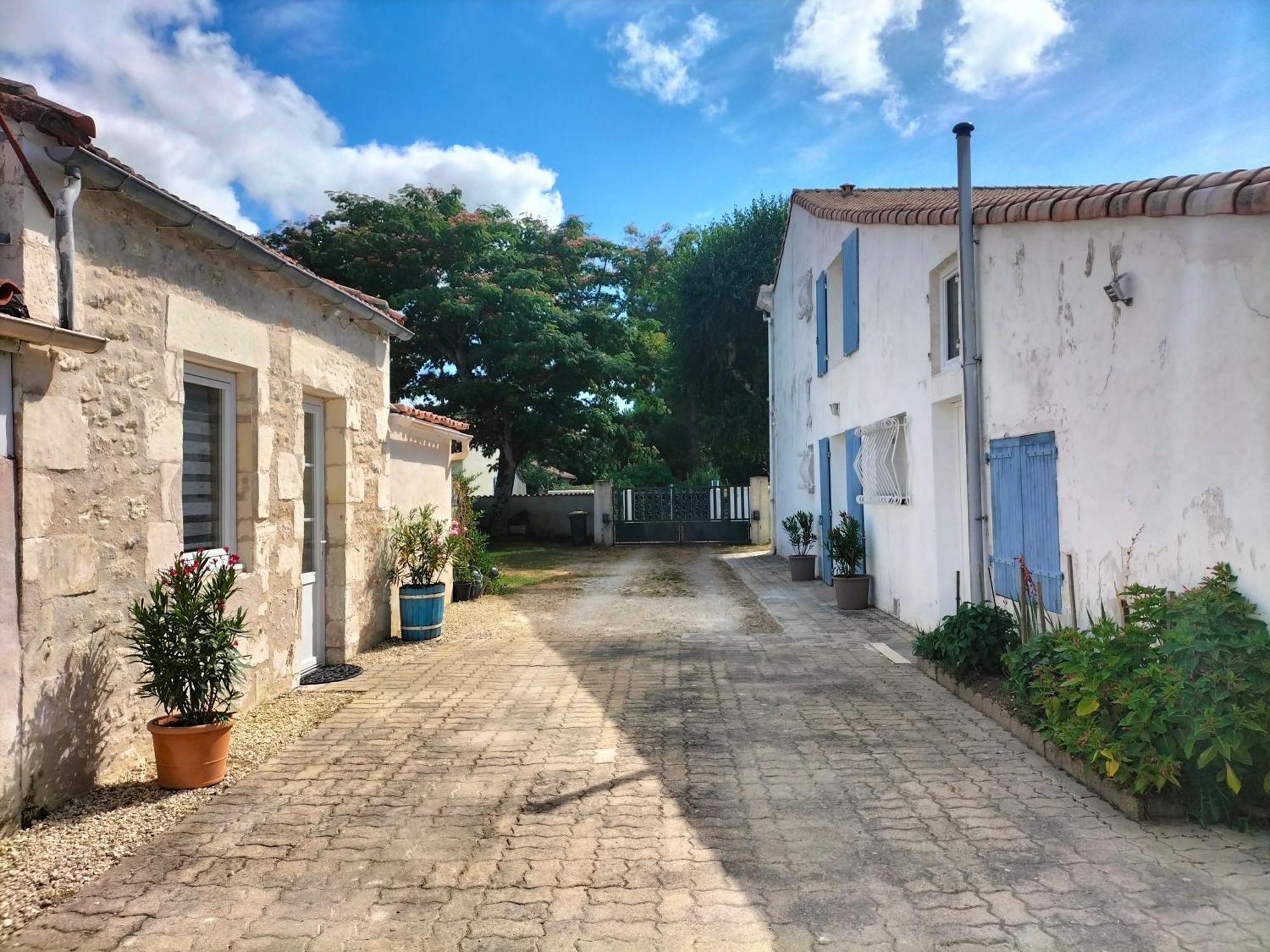 Agreable Maison De Vacances En Charente-Maritime Arvert 外观 照片